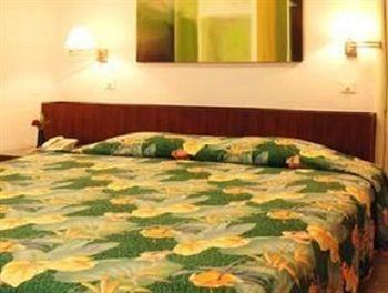 Holiday Hotel Phnom Penh Ngoại thất bức ảnh