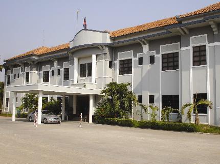 Holiday Hotel Phnom Penh Ngoại thất bức ảnh